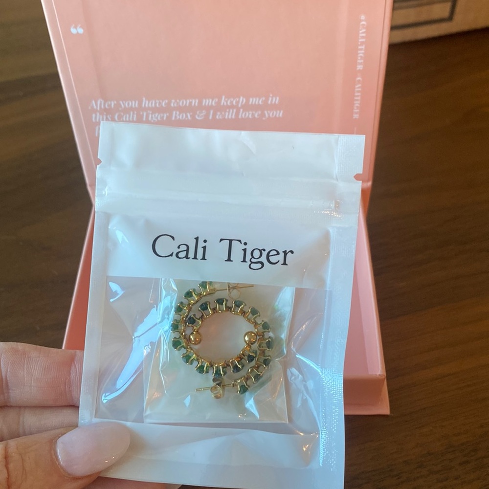 cali tiger green hoops